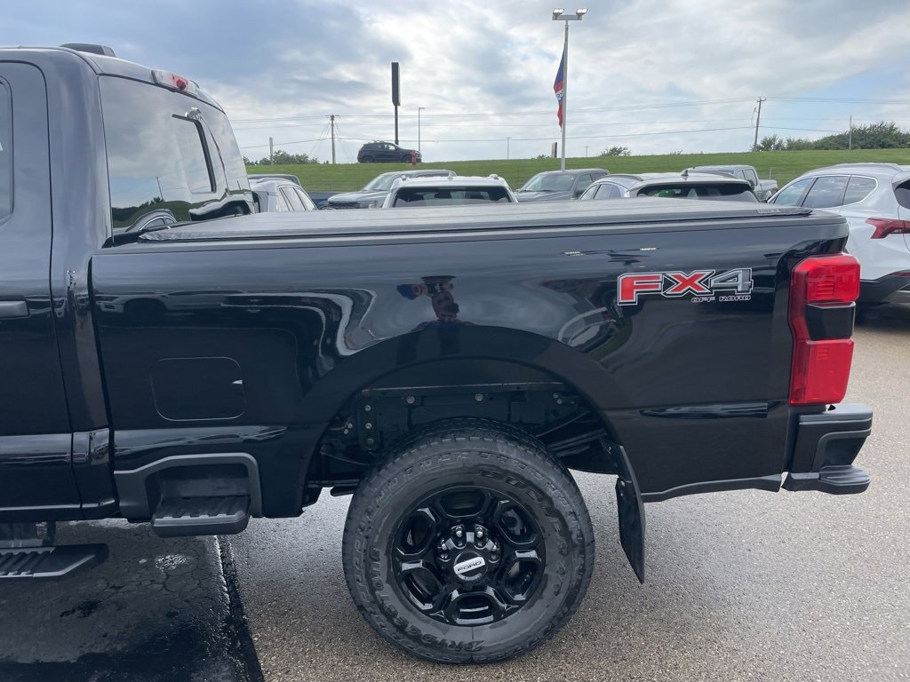 Used 2024 Ford F250 XL w/ STX Appearance Package image 28