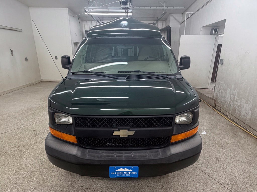 Used 2011 Chevrolet Express 3500 LS RWD image 2