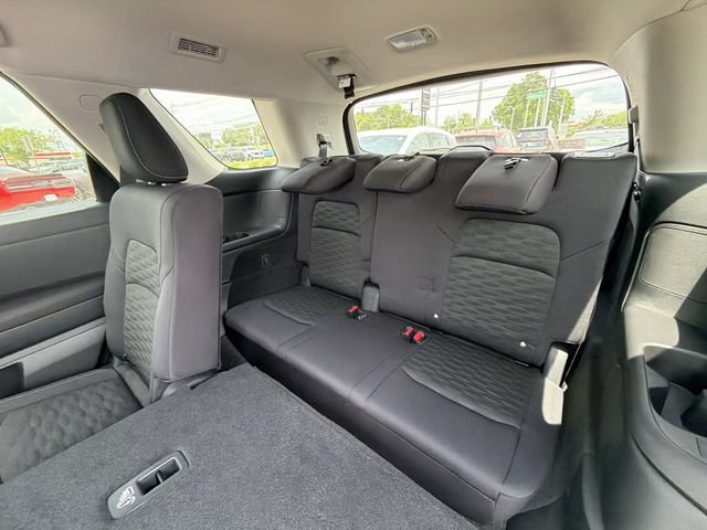 New 2026 Nissan Pathfinder SV AWD/4WD image 19