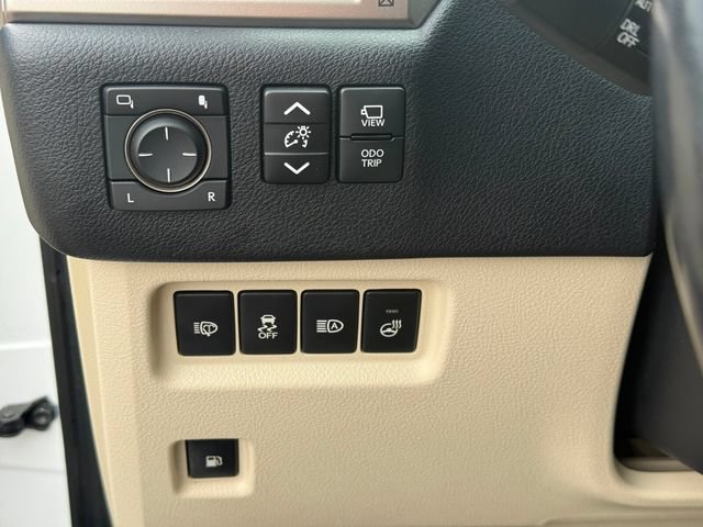 Used 2021 Lexus GX 460 Luxury w/ Off Road Package AWD/4WD image 20
