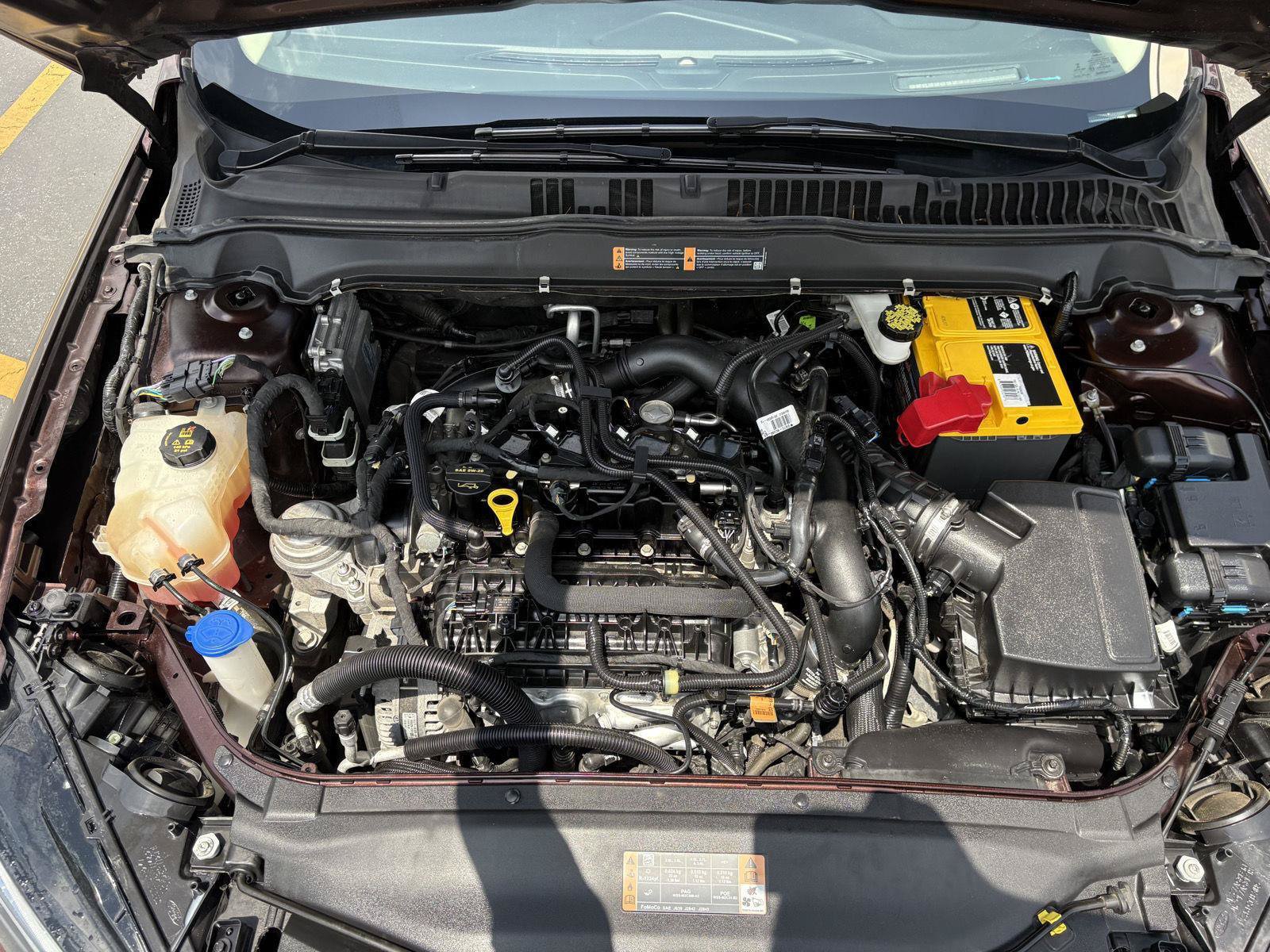 Used 2019 Ford Fusion SE FWD image 25