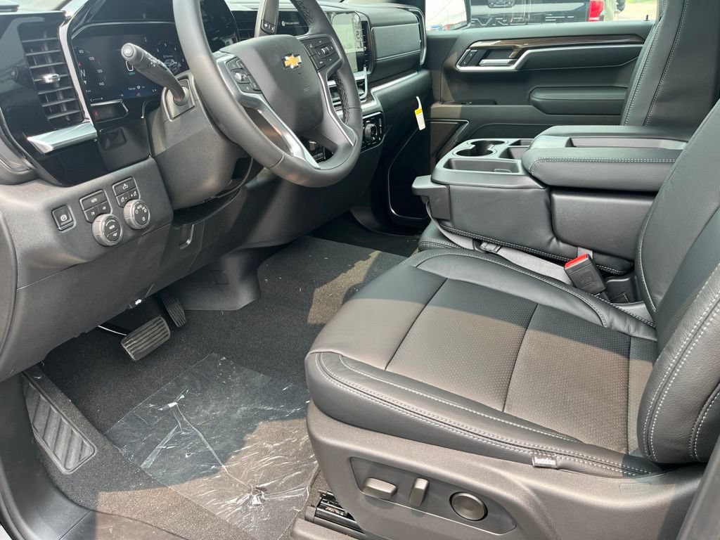 New 2026 Chevrolet Silverado 1500 LT AWD/4WD image 10