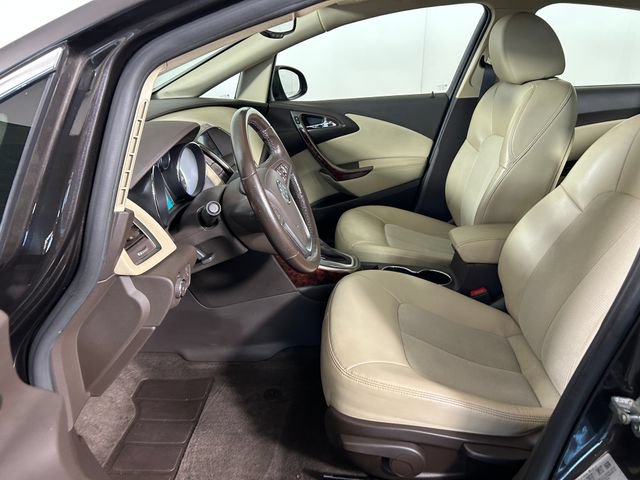 Used 2013 Buick Verano FWD image 12