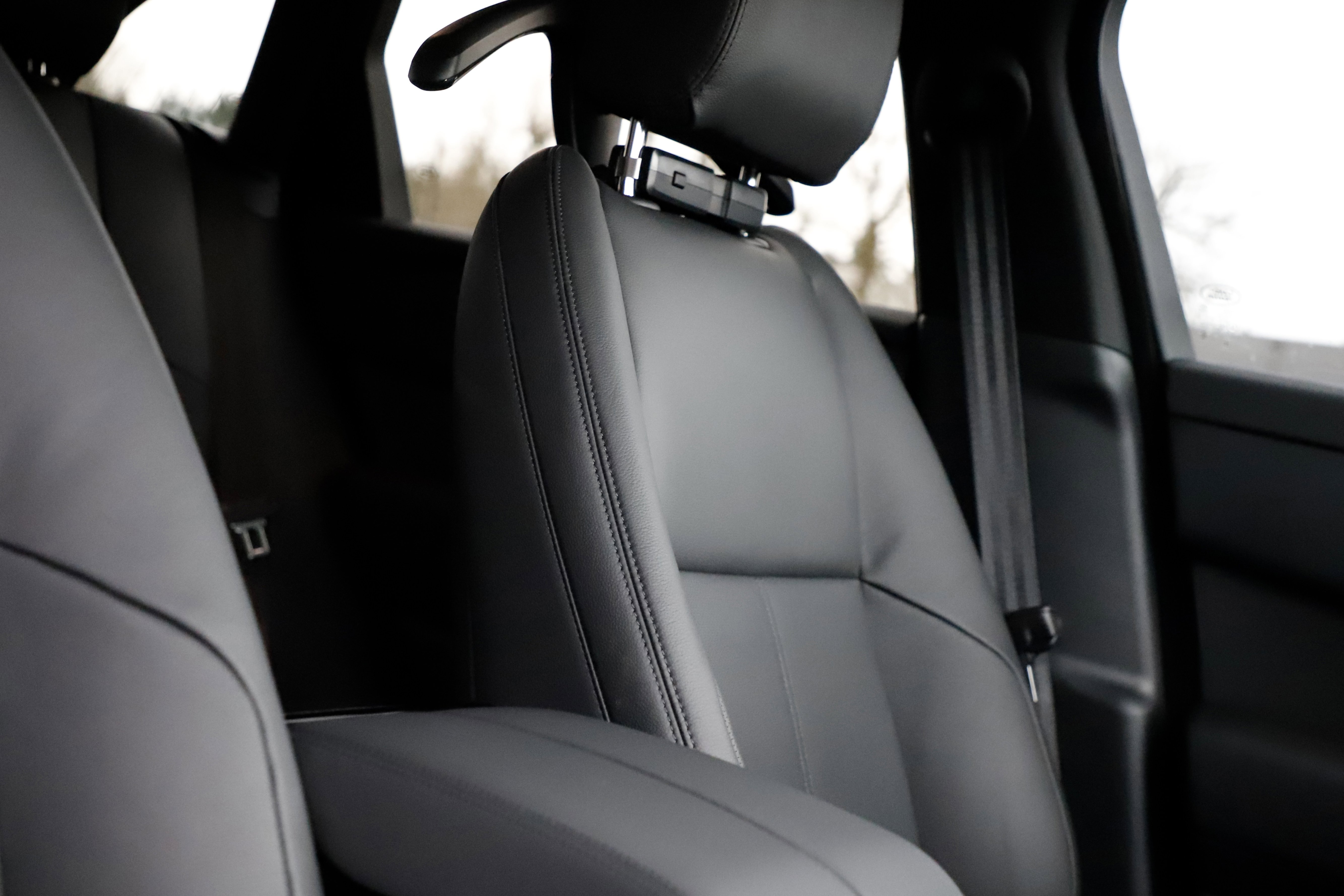 New 2026 Land Rover Range Rover Velar S image 11