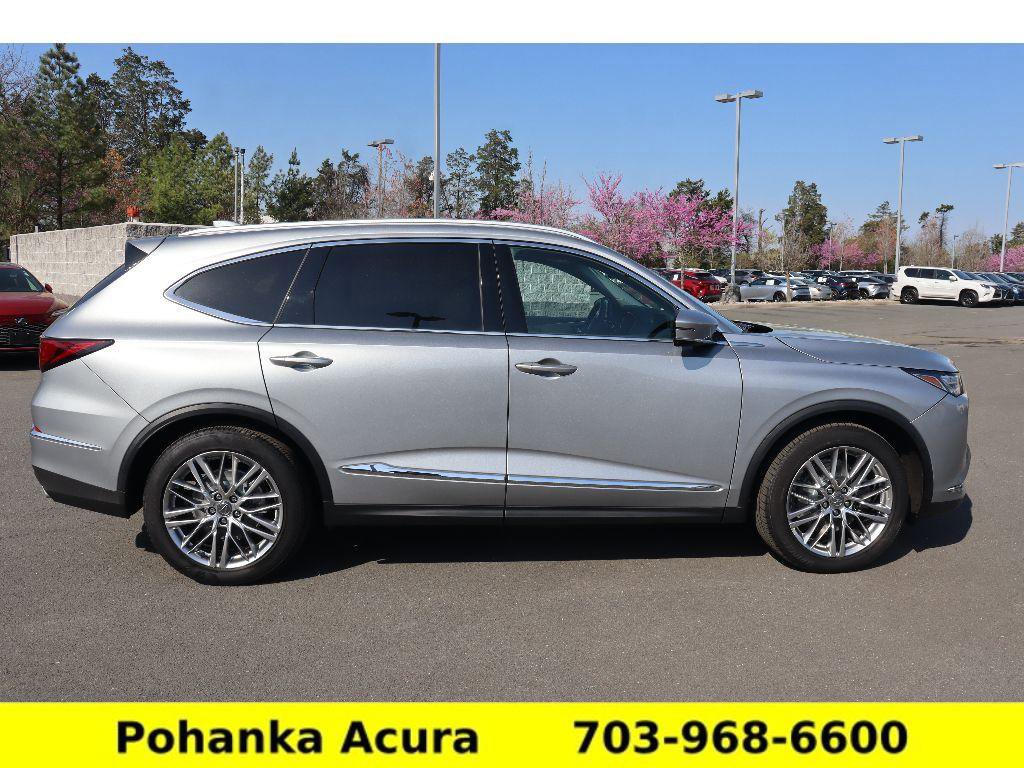 Used 2023 Acura MDX SH-AWD w/ Advance Package image 8