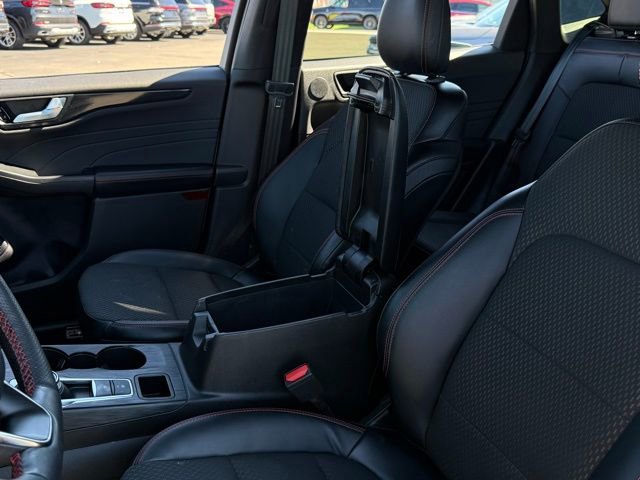 Used 2023 Ford Escape ST-Line Select w/ Tech Pack #2 image 28