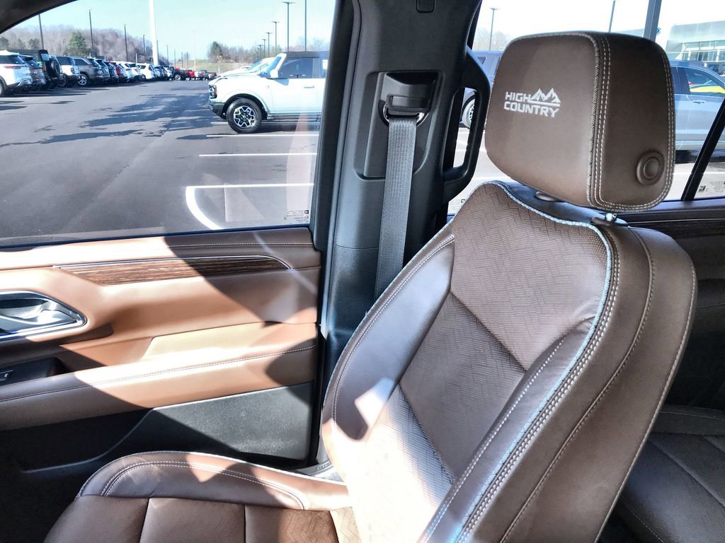 Used 2024 Chevrolet Tahoe High Country image 25