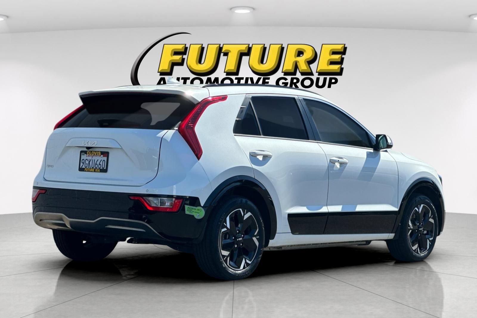 Certified 2023 Kia Niro Wind FWD image 4