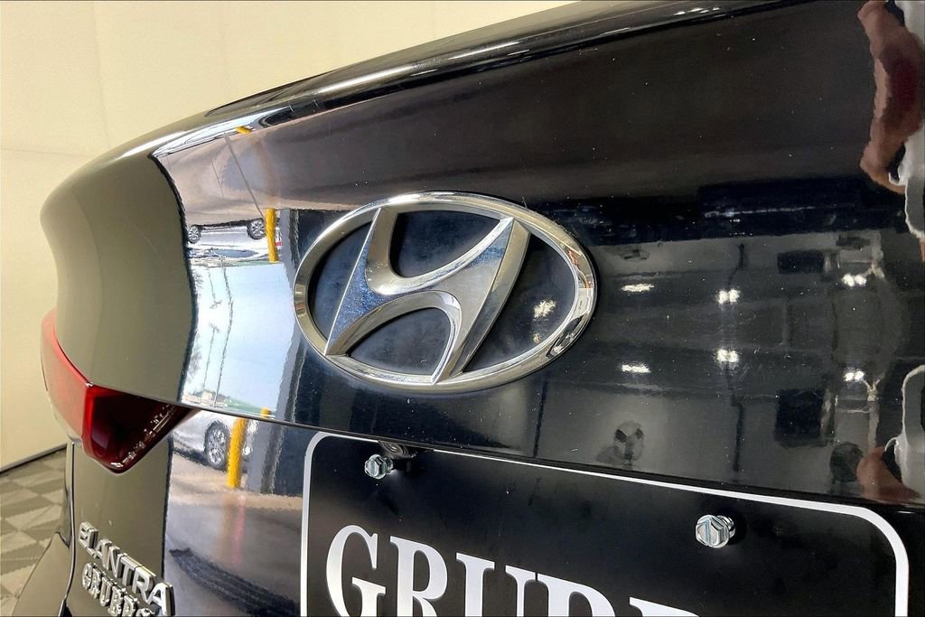 Used 2018 Hyundai Elantra Value Edition image 41