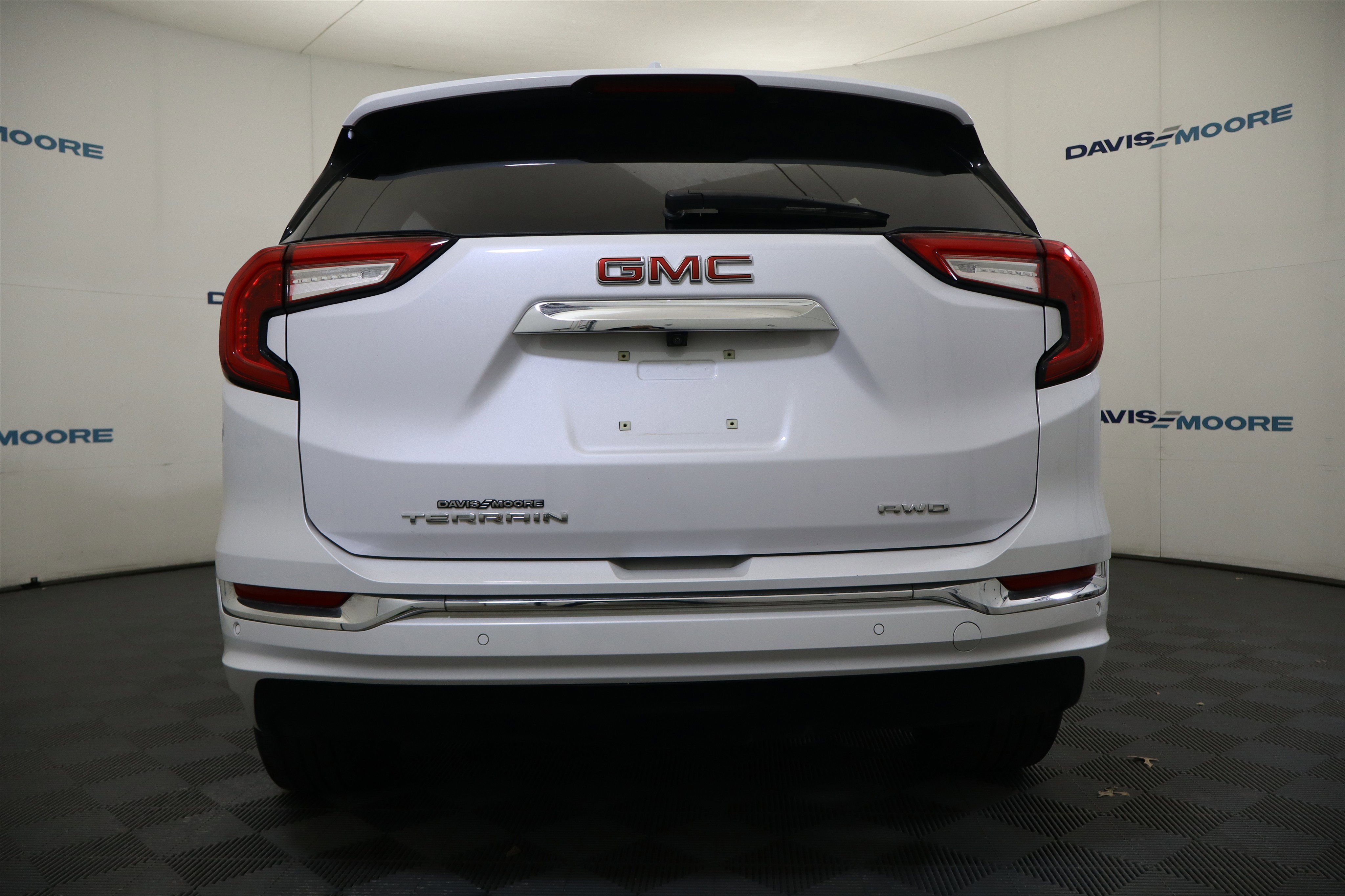 Used 2023 GMC Terrain Denali w/ Denali Premium Package image 43