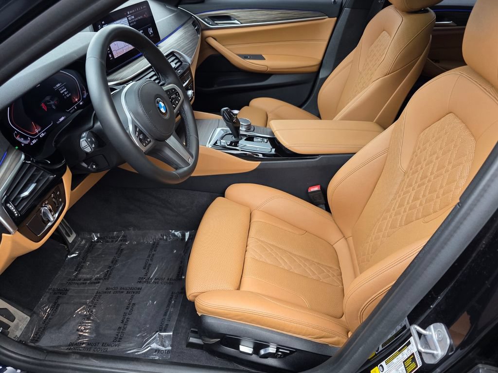 Used 2021 BMW 530i w/ M Sport Package RWD image 9