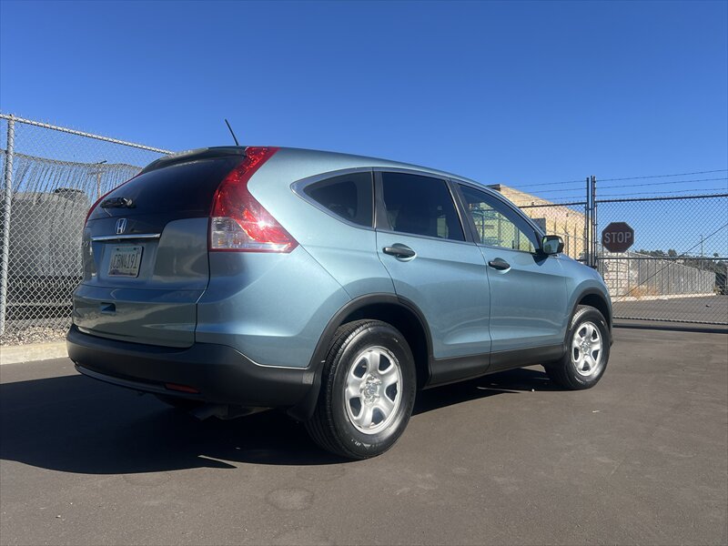 Used 2014 Honda CR-V LX image 8