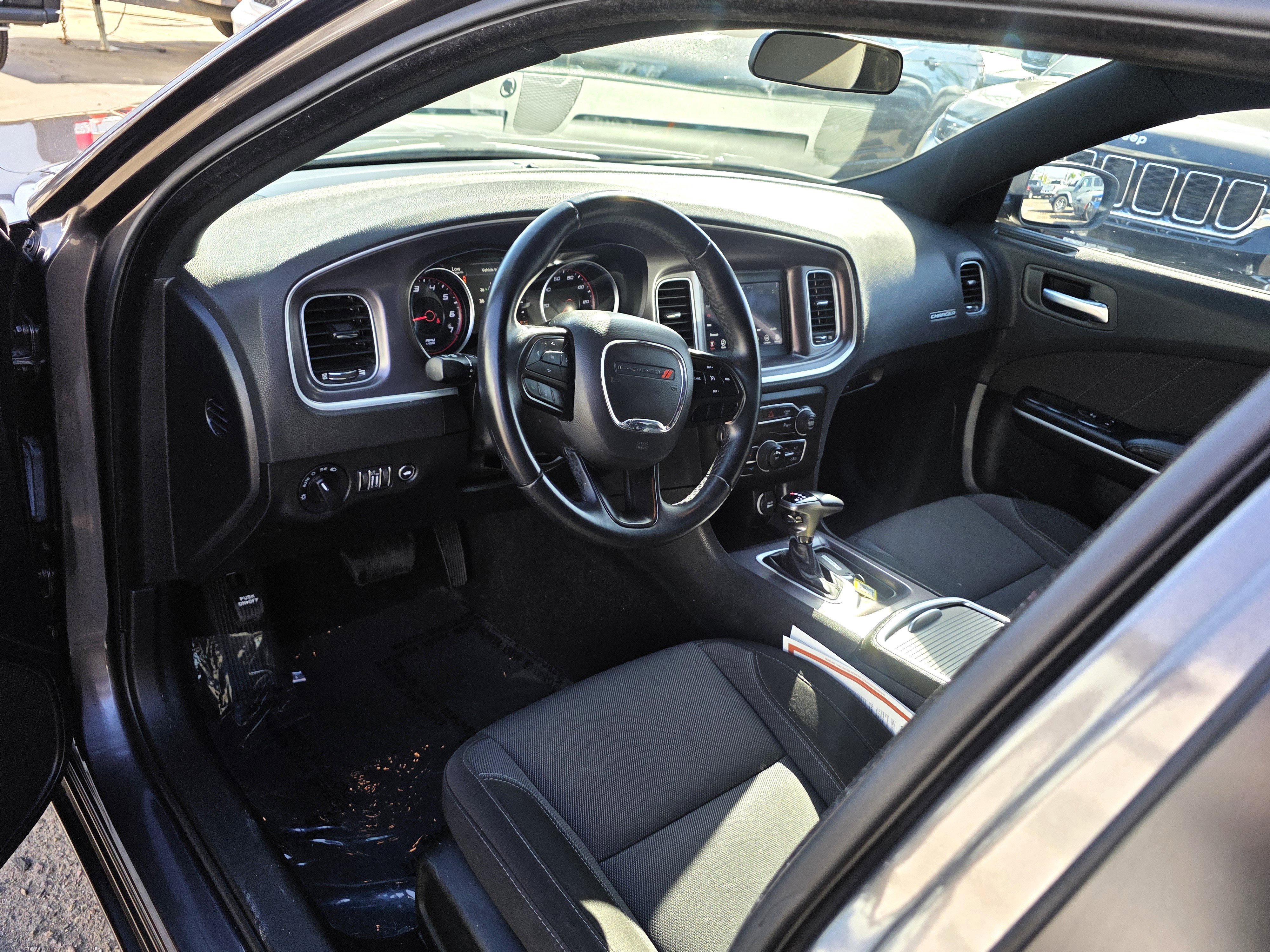 Certified 2022 Dodge Charger SXT RWD image 10