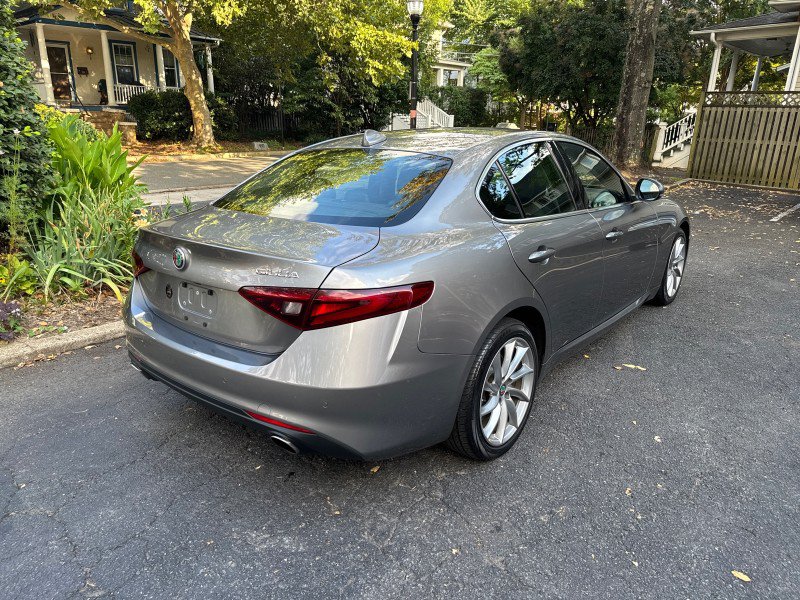 Used 2019 Alfa Romeo Giulia AWD image 5