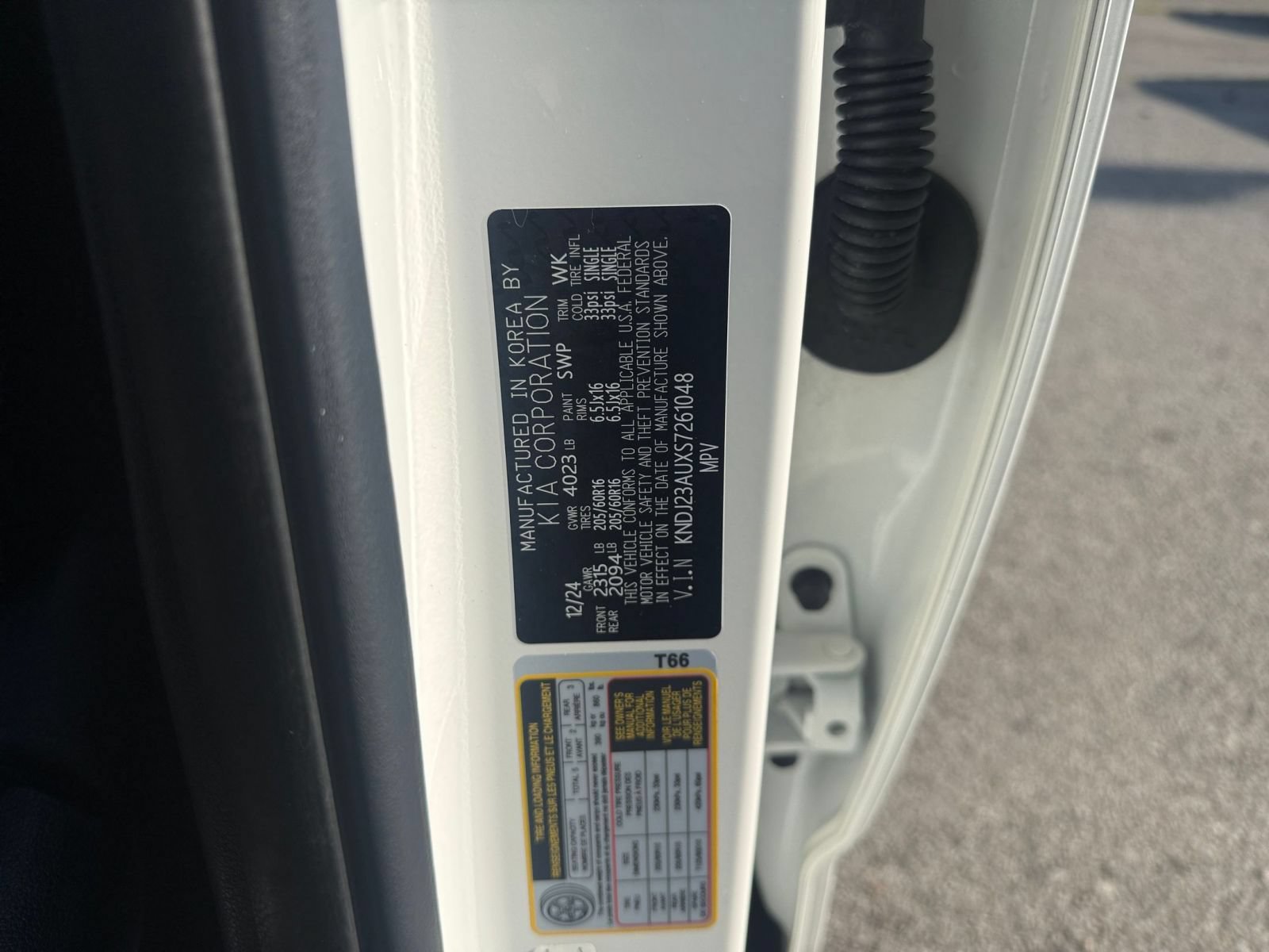 Used 2025 Kia Soul LX w/ LX Technology Package FWD image 27
