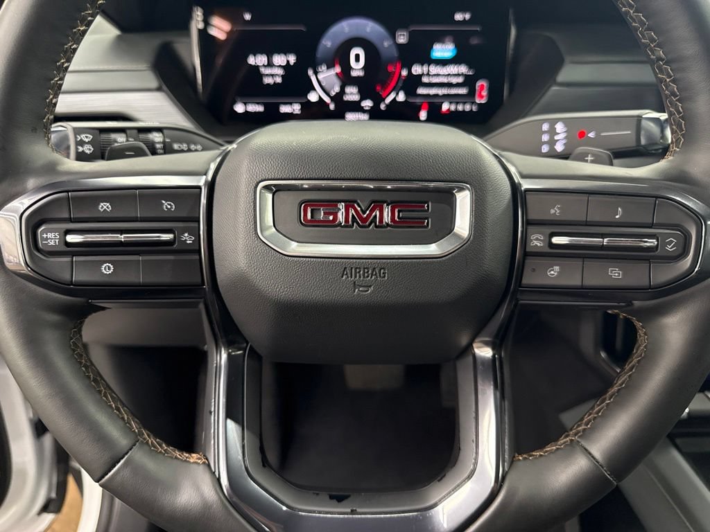 Used 2025 GMC Acadia AT4 w/ LPO, All-Weather Package AWD/4WD image 27
