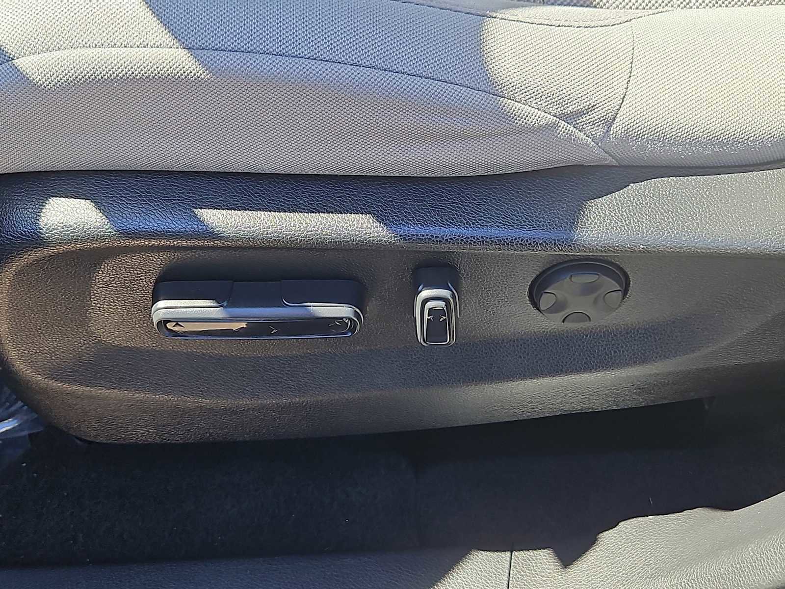 Used 2019 Honda CR-V EX image 20