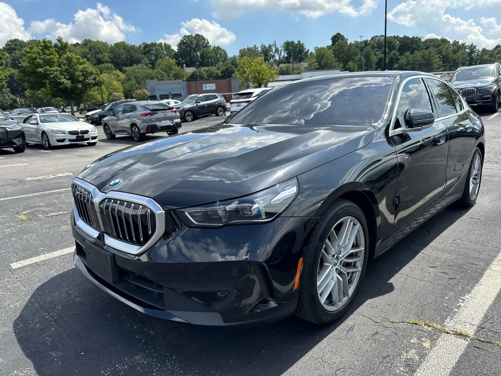 Used 2024 BMW 530i xDrive w/ Premium Package AWD/4WD image 6