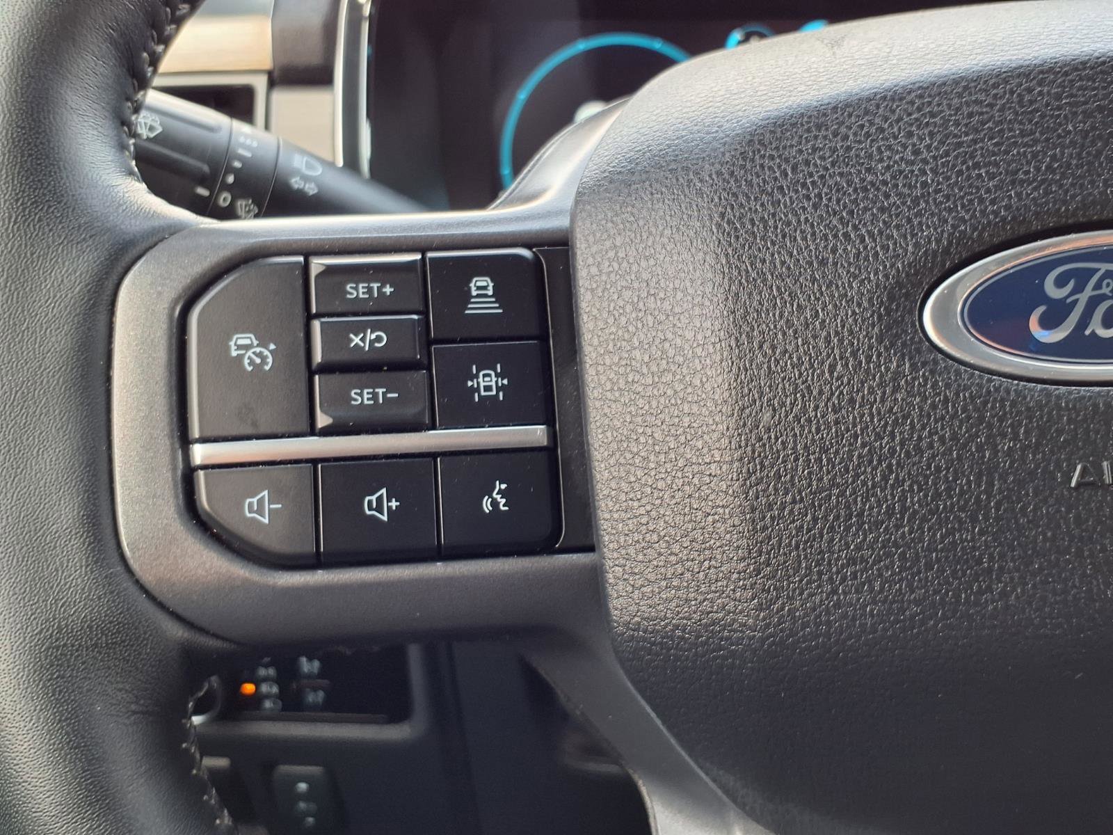 Used 2023 Ford F150 Lariat w/ Equipment Group 502A High AWD/4WD image 15