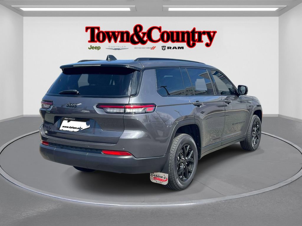 Certified 2025 Jeep Grand Cherokee L Altitude AWD/4WD image 5