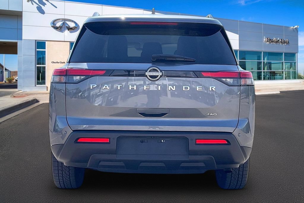 Used 2025 Nissan Pathfinder SV AWD/4WD image 4
