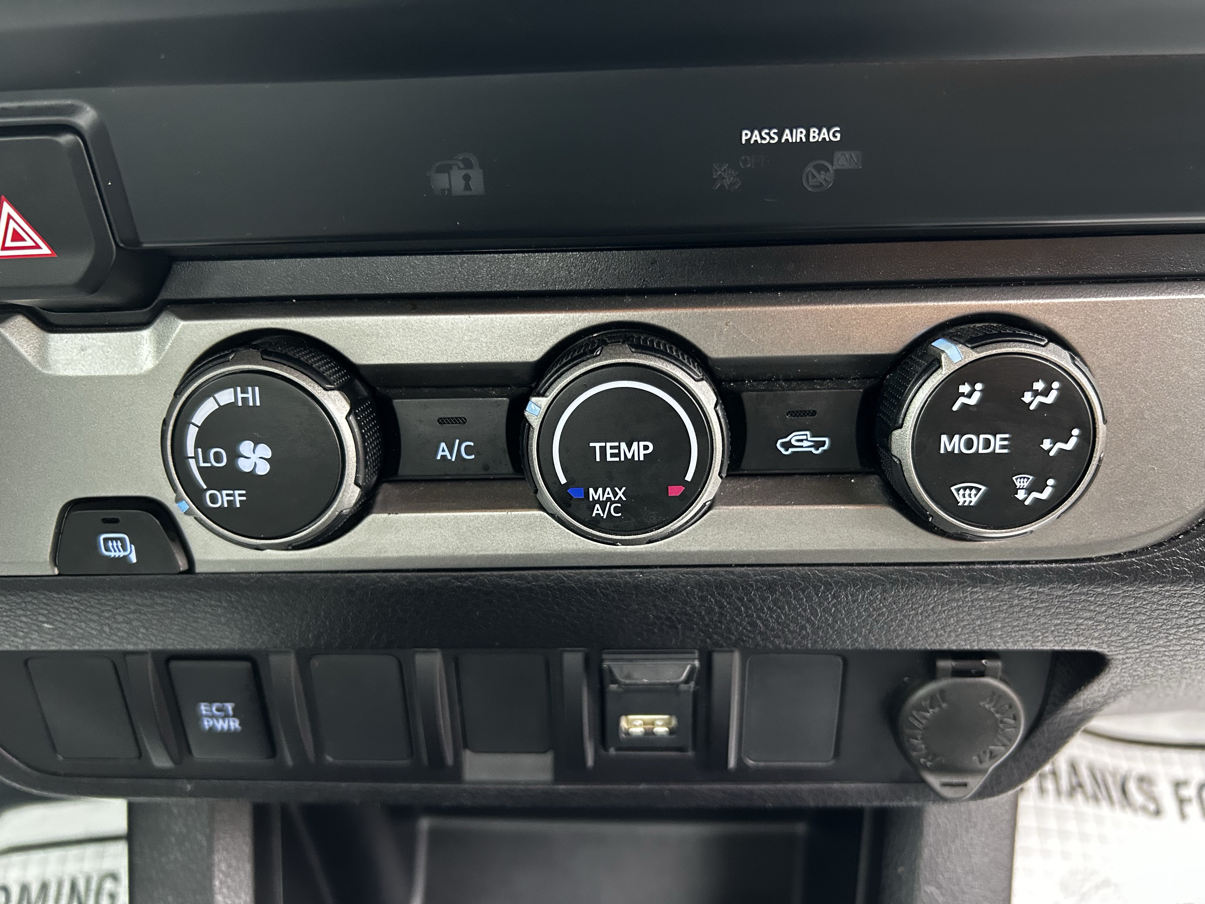 Used 2023 Toyota Tacoma SR RWD image 22