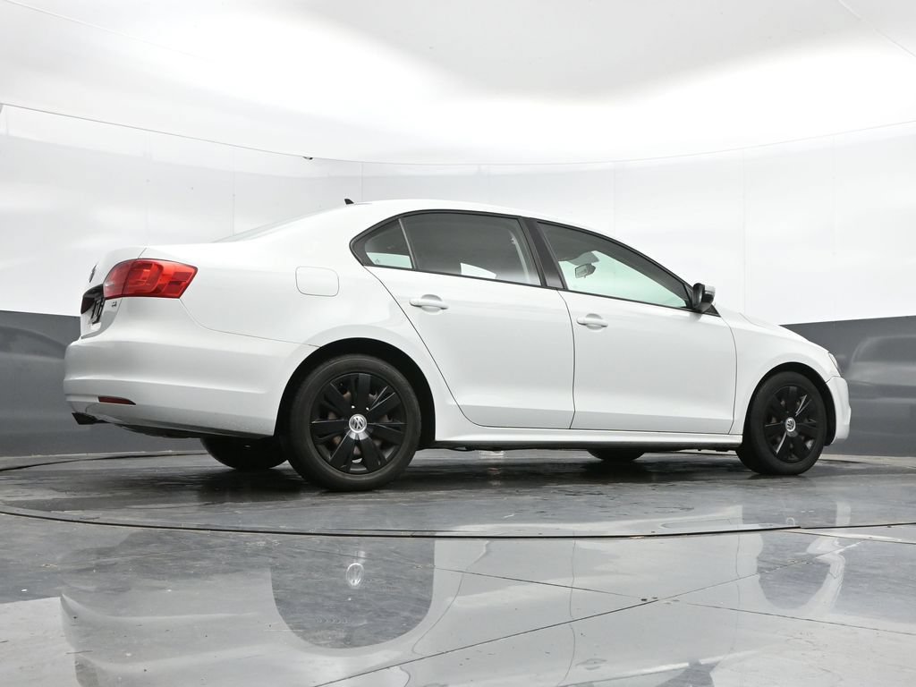 Used 2014 Volkswagen Jetta SE FWD image 30