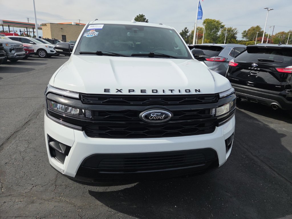 Certified 2024 Ford Expedition Max Limited AWD/4WD image 2