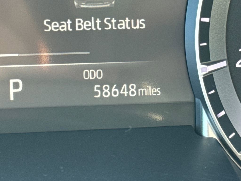 Used 2022 Toyota Highlander XLE image 5