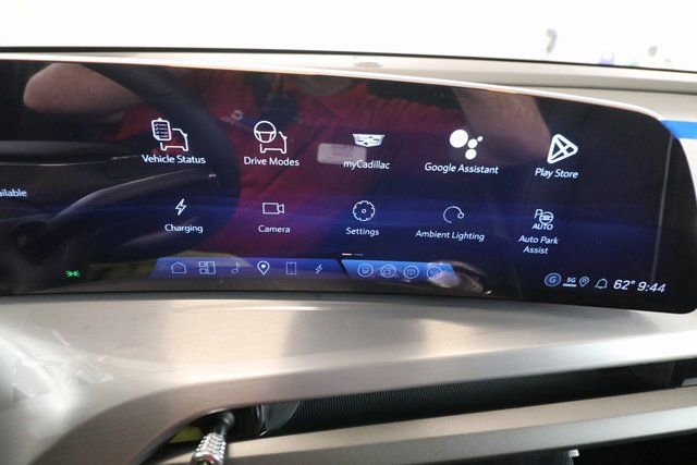 New 2026 Cadillac Vistiq Sport image 17