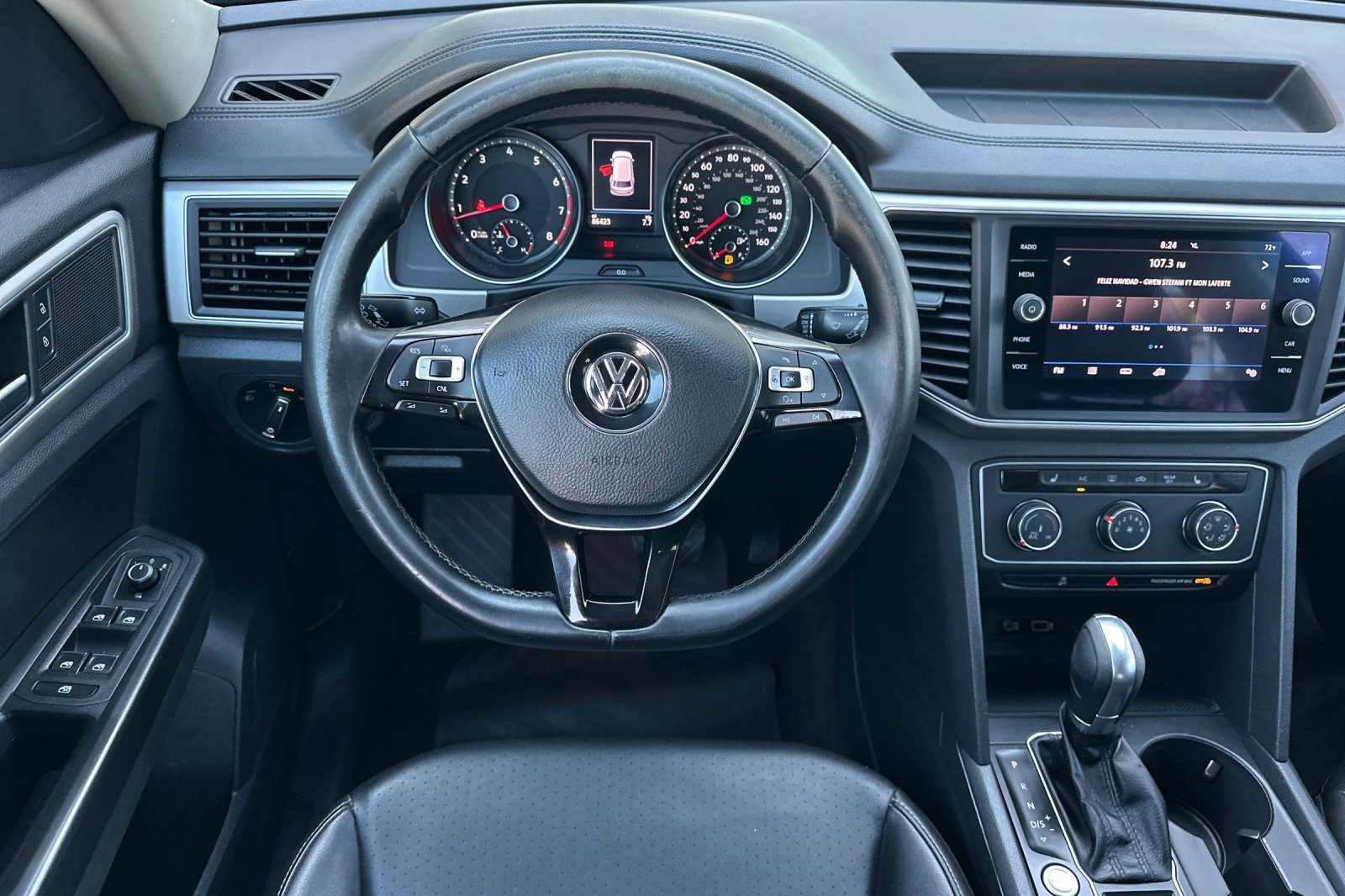 Used 2018 Volkswagen Atlas SE image 14