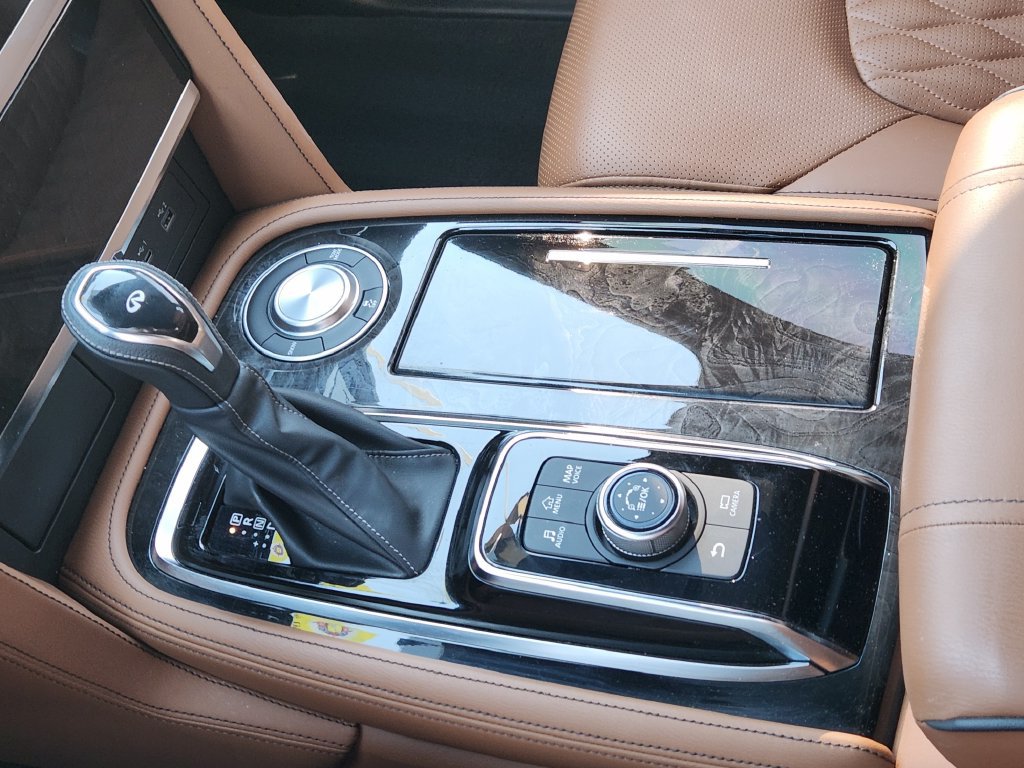 Used 2022 INFINITI QX80 Sensory w/ Cargo Package RWD image 21