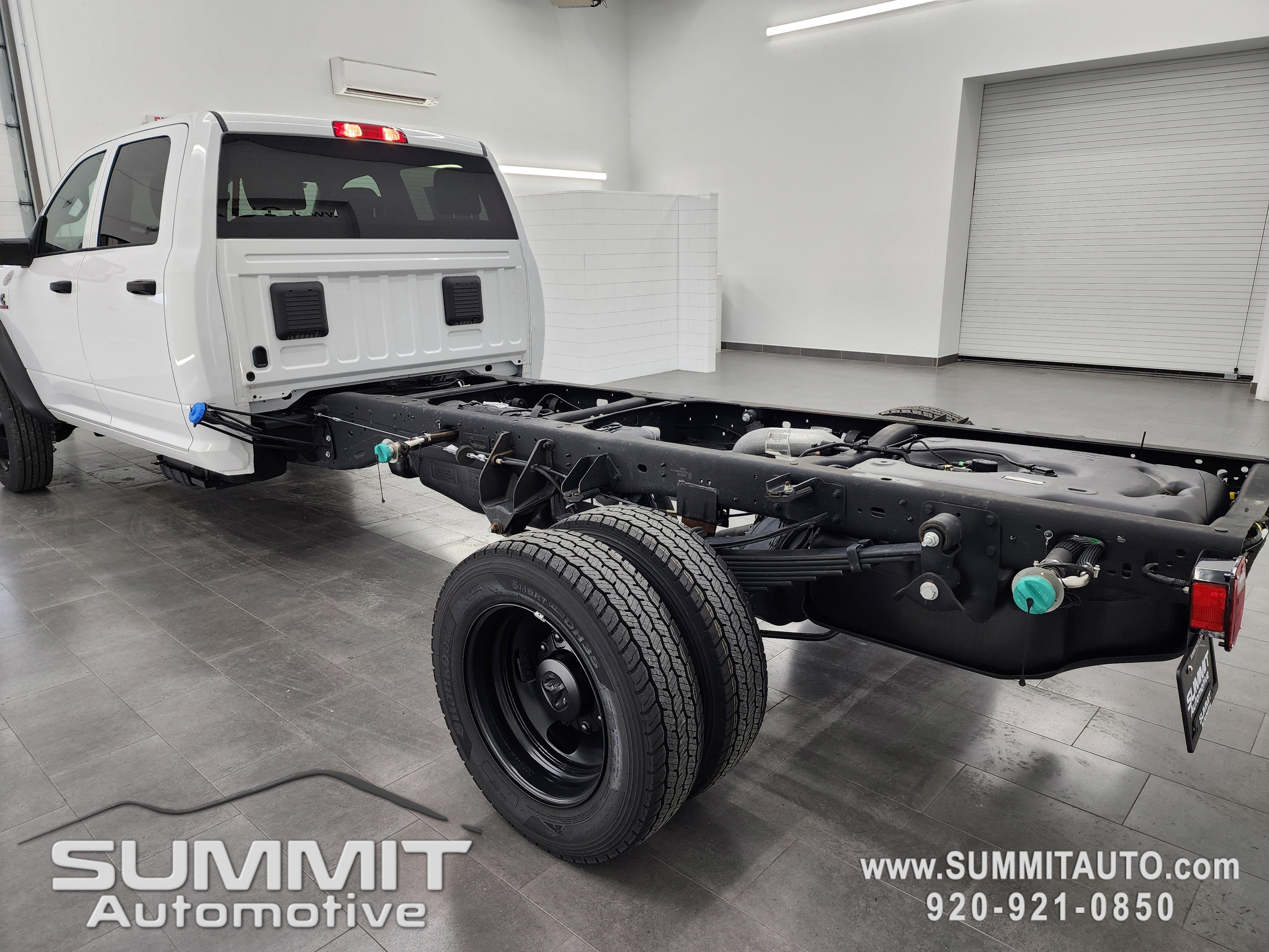 New 2025 RAM 5500 Tradesman AWD/4WD image 5