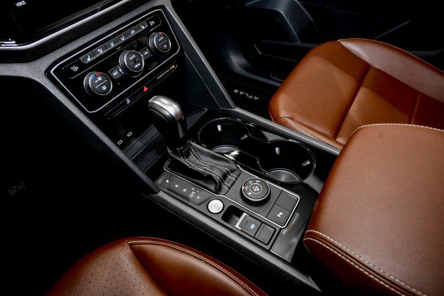 Used 2022 Volkswagen Atlas SE image 38