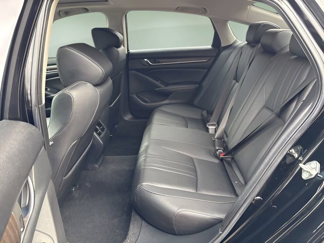 Used 2020 Honda Accord Touring image 18