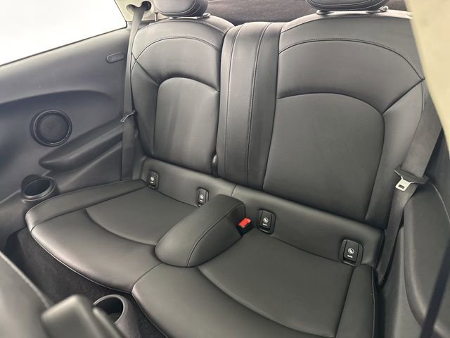 Used 2019 MINI Cooper S image 19