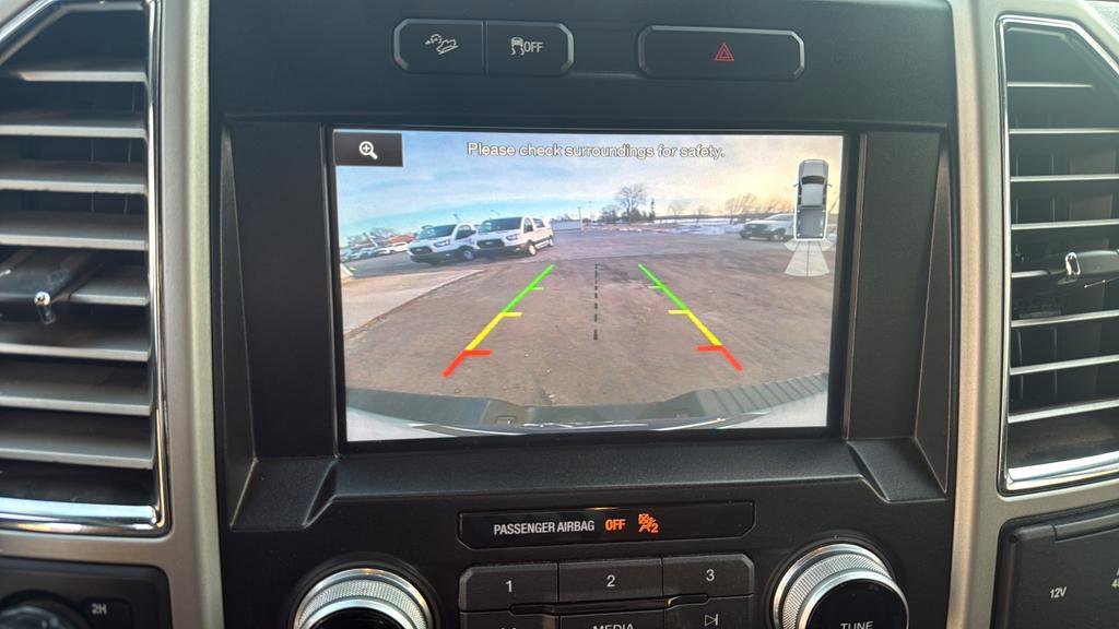 Used 2015 Ford F150 Lariat w/ Equipment Group 502A Luxury image 28