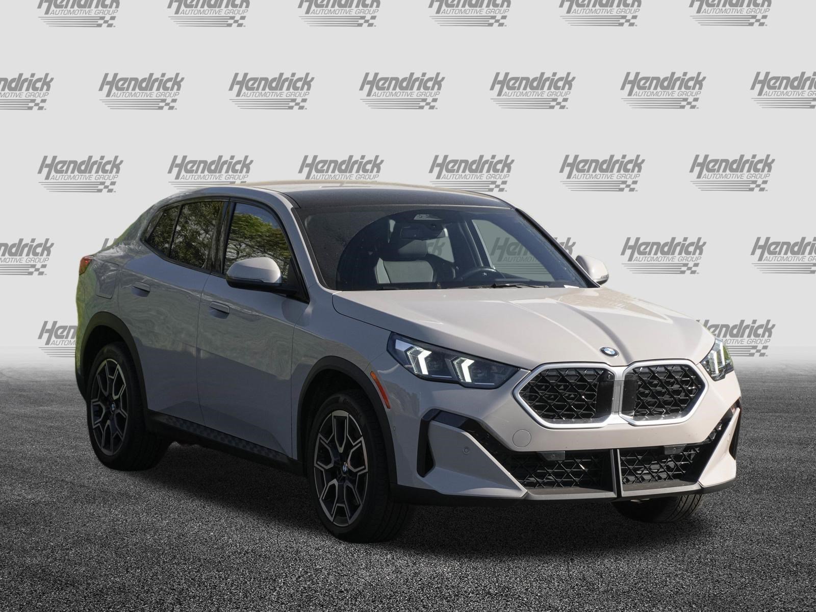Certified 2026 BMW X2 xDrive28i AWD/4WD image 2