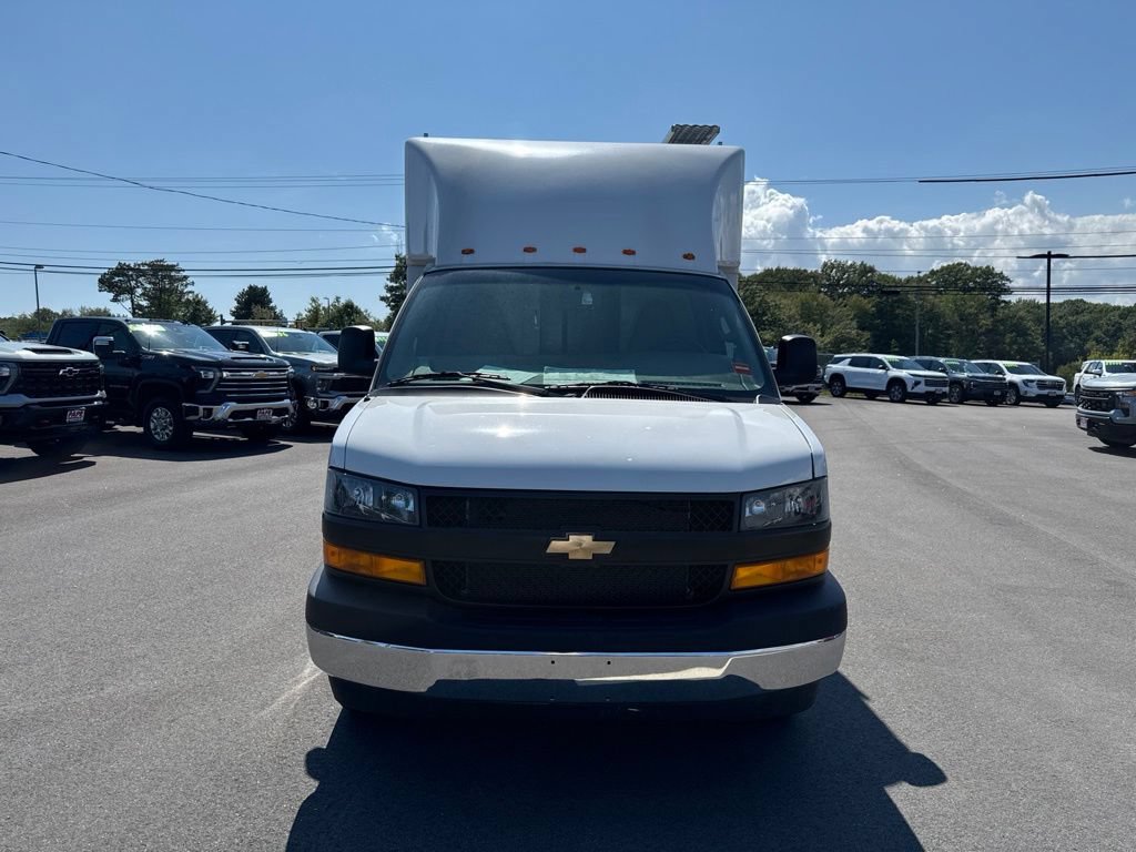 New 2025 Chevrolet Express 3500 w/ Power Convenience Package RWD image 15