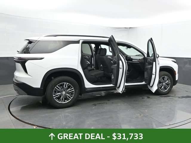 Used 2024 Chevrolet Traverse LT FWD image 55