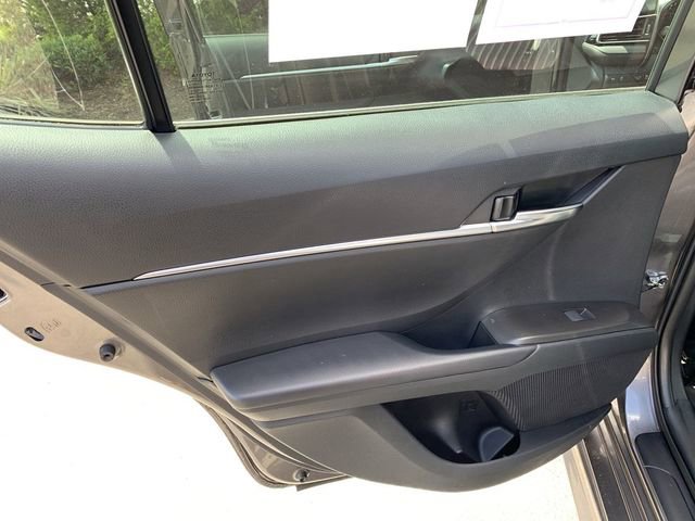 Used 2022 Toyota Camry SE w/ Convenience Package FWD image 15