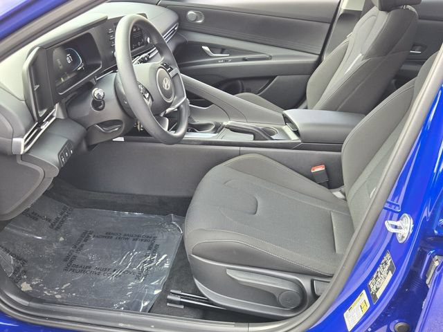 Used 2026 Hyundai Elantra SE FWD image 10