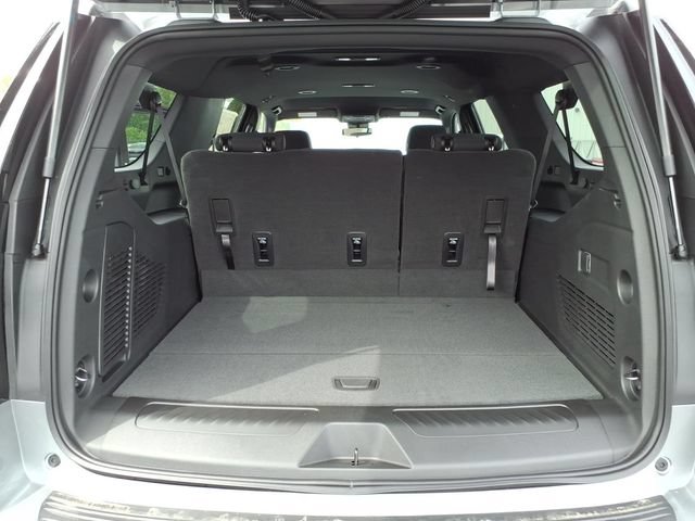 New 2026 Chevrolet Suburban LS AWD/4WD image 11