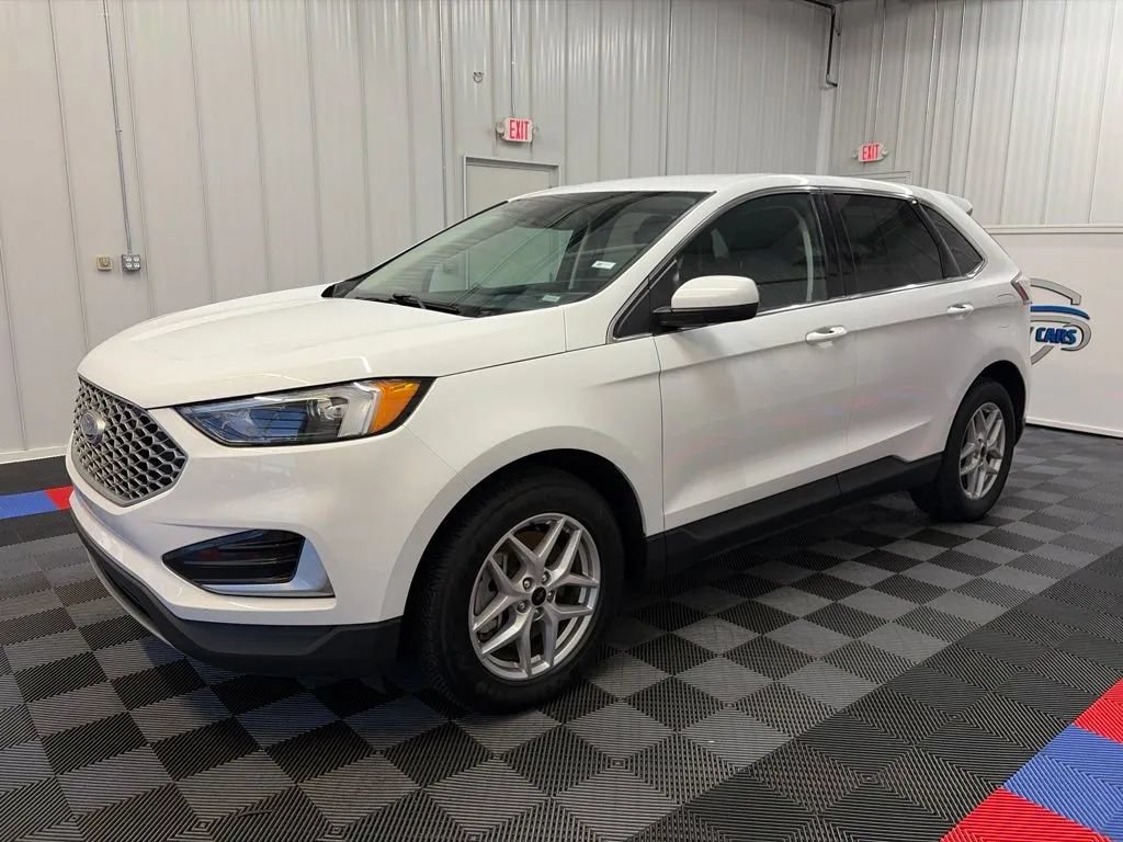 Used 2024 Ford Edge SEL AWD/4WD image 7