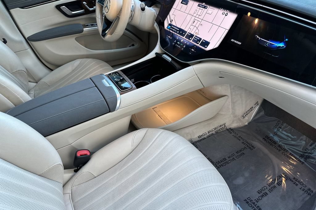 Used 2022 Mercedes-Benz EQS 580 4MATIC Sedan image 15