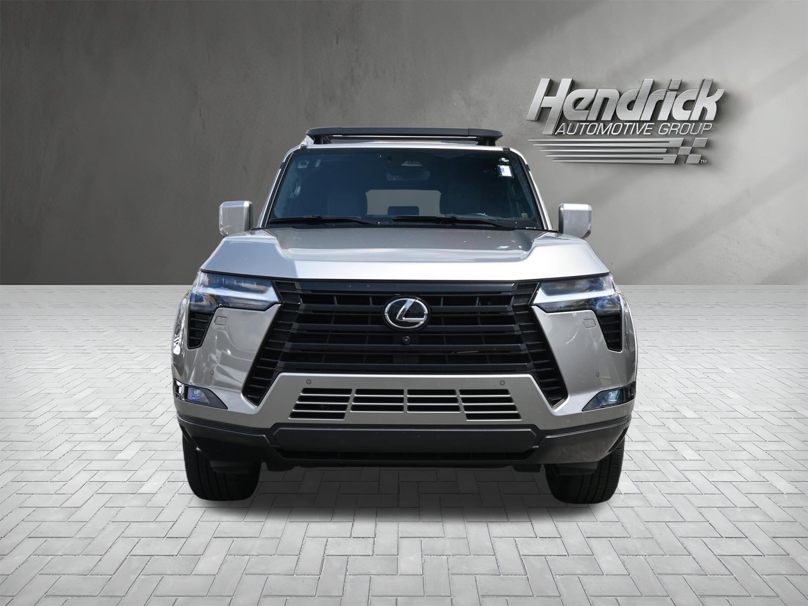 Used 2024 Lexus GX 550 w/ Accessory Package (Z1) AWD/4WD image 3