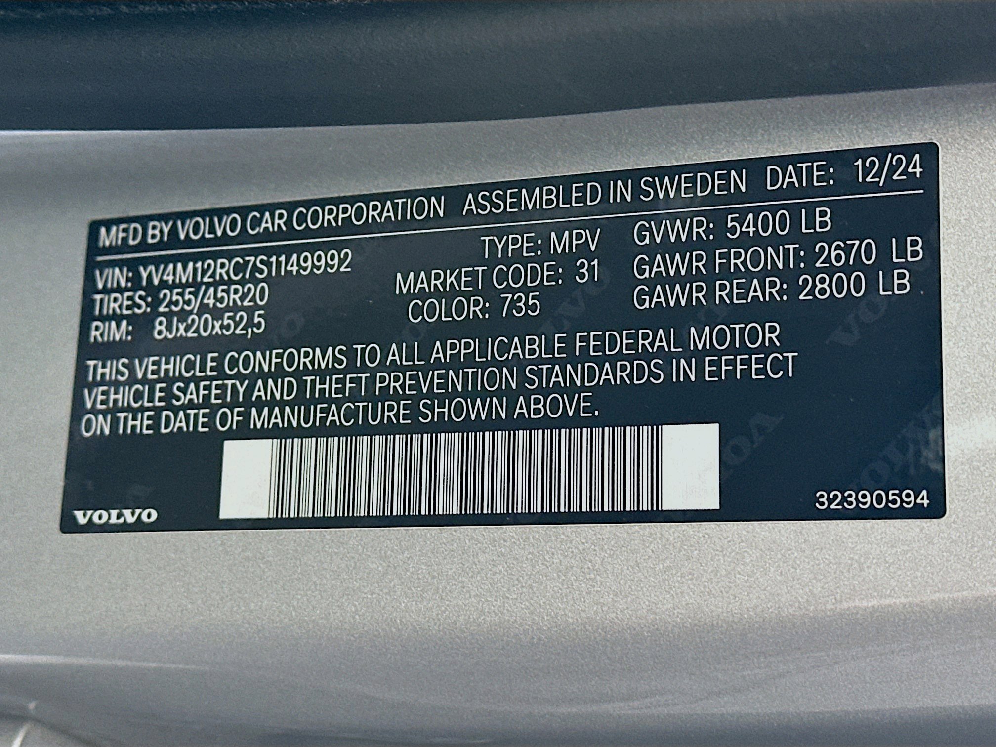 Used 2025 Volvo XC60 B5 Plus image 12