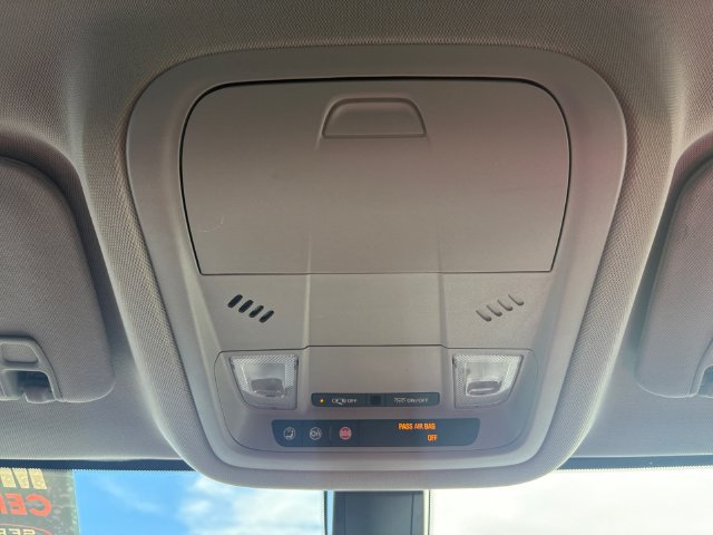 Used 2019 GMC Acadia SLE FWD image 21