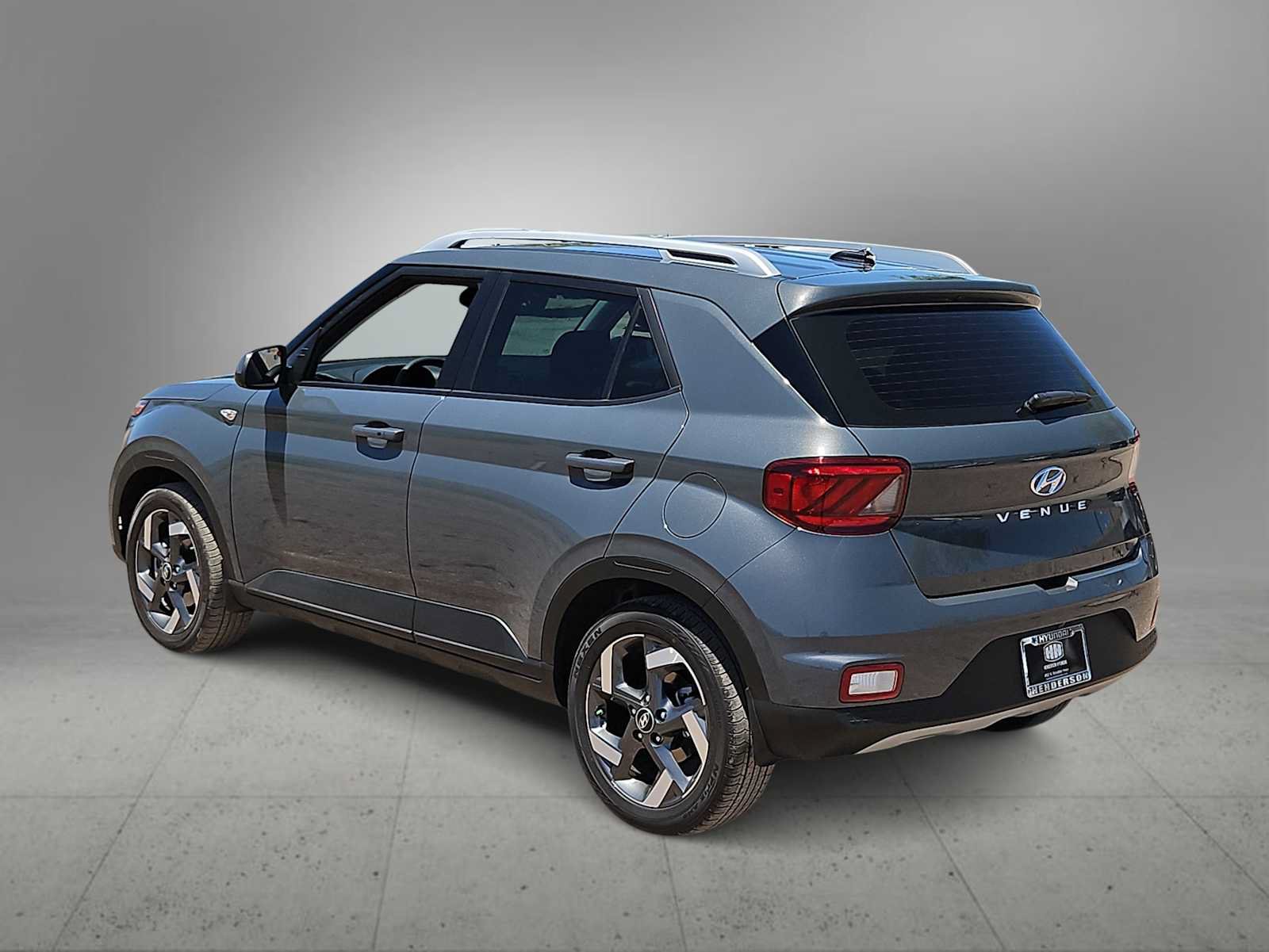 Certified 2026 Hyundai Venue SEL FWD image 6
