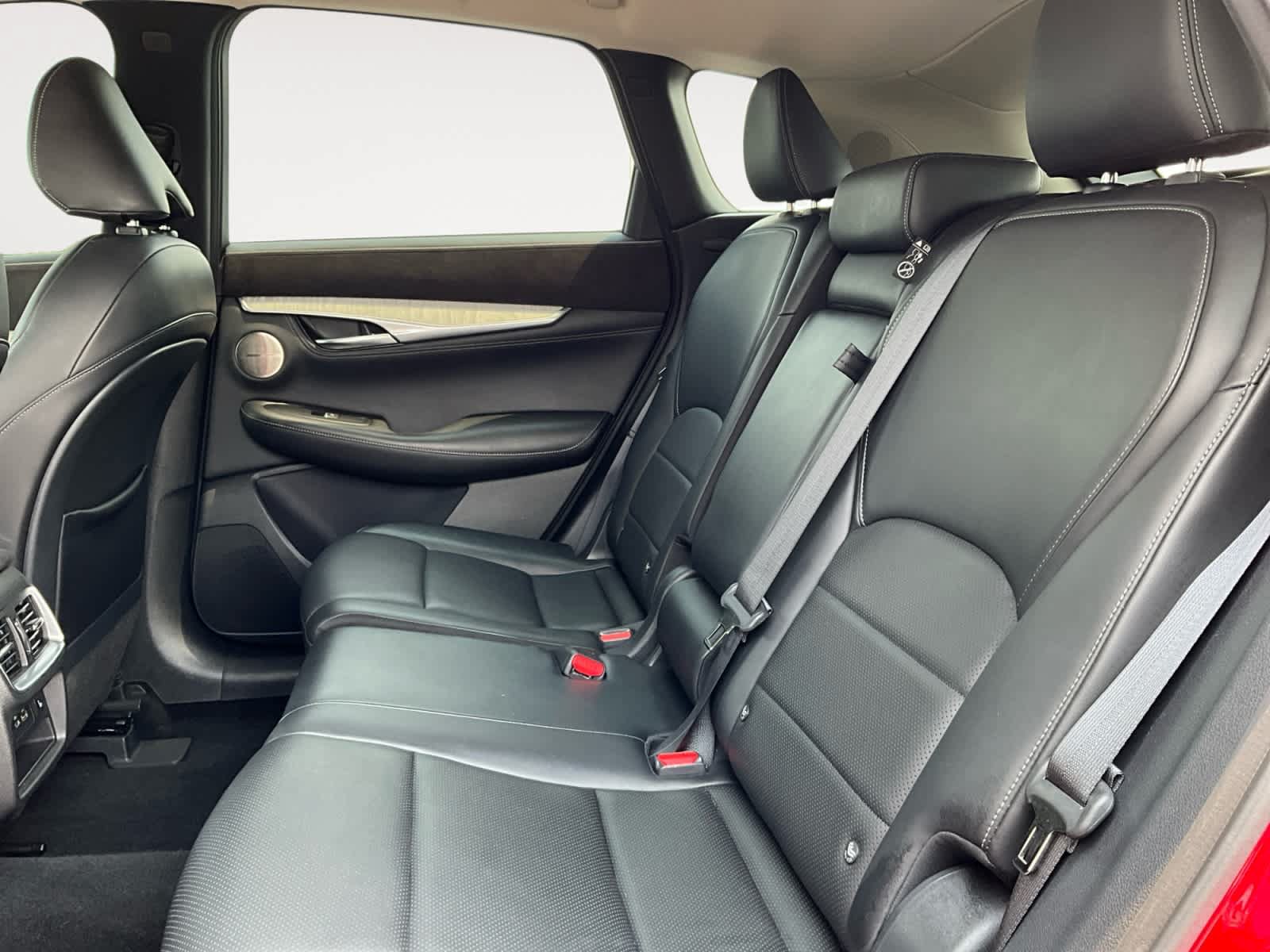 Used 2023 INFINITI QX50 Sensory AWD/4WD image 13